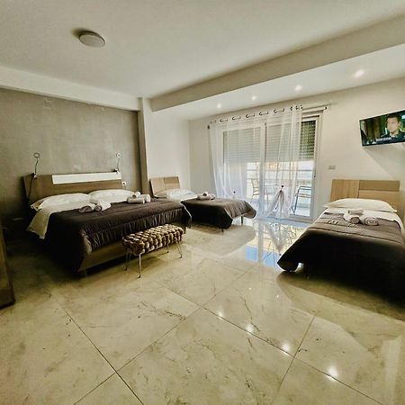 מילאצו Aqua Marine B&B - Rooms And Apartments מראה חיצוני תמונה