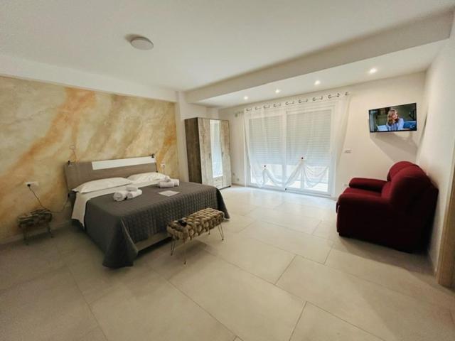 מילאצו Aqua Marine B&B - Rooms And Apartments מראה חיצוני תמונה