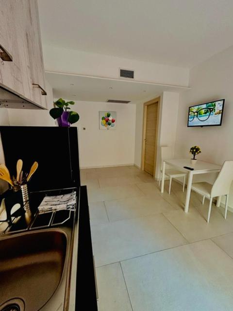 מילאצו Aqua Marine B&B - Rooms And Apartments מראה חיצוני תמונה