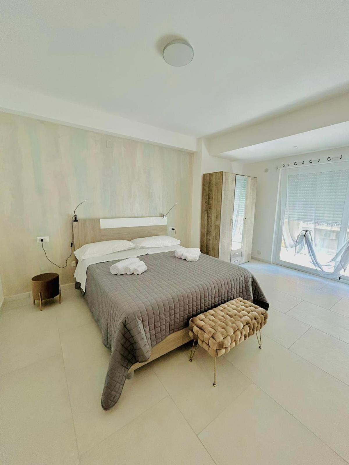 מילאצו Aqua Marine B&B - Rooms And Apartments מראה חיצוני תמונה