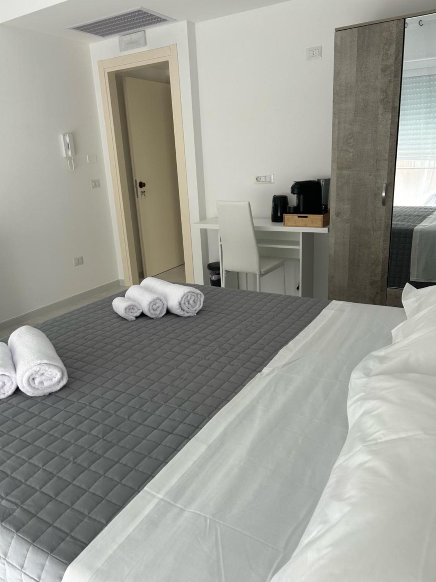 מילאצו Aqua Marine B&B - Rooms And Apartments מראה חיצוני תמונה