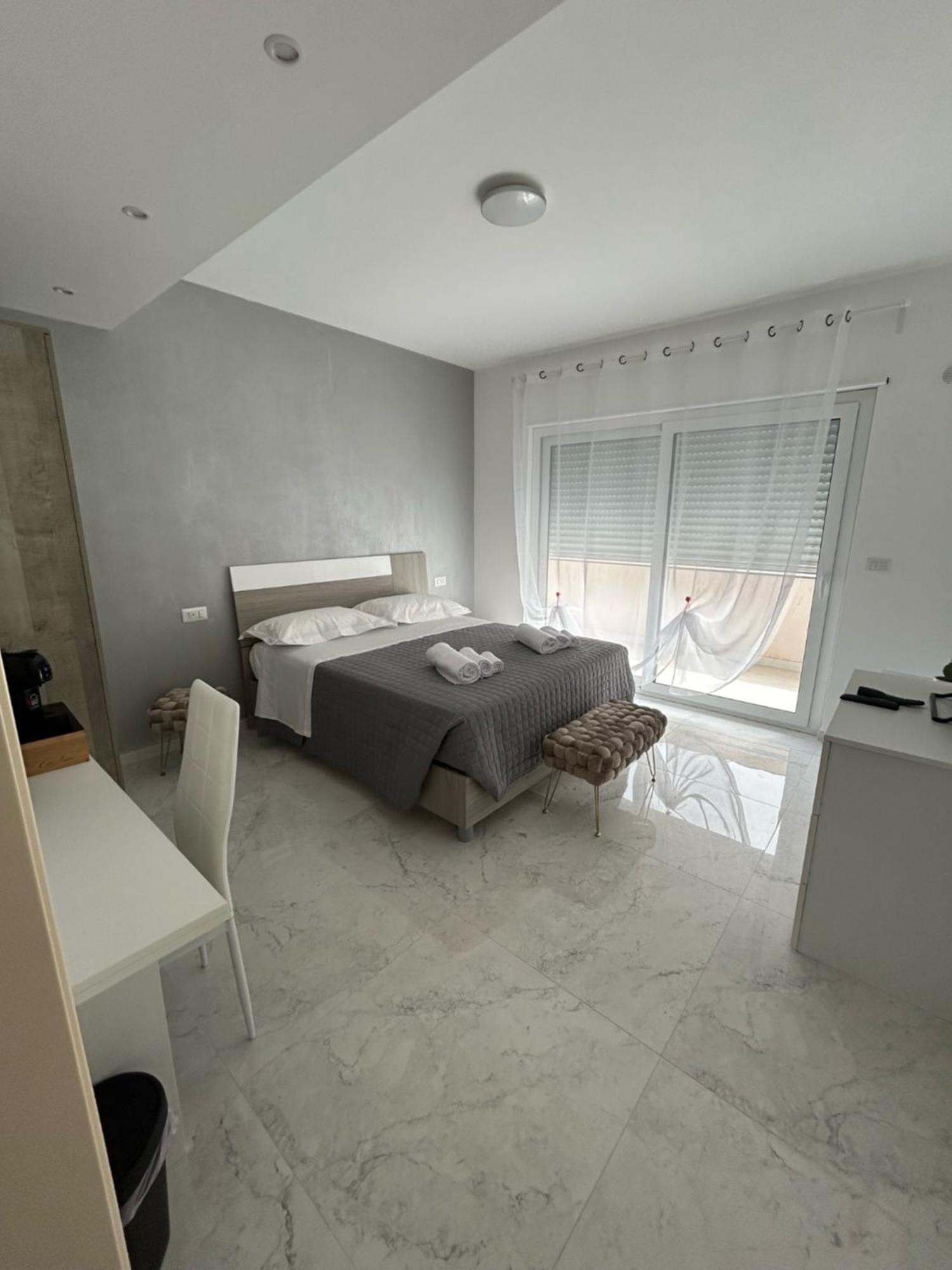 מילאצו Aqua Marine B&B - Rooms And Apartments מראה חיצוני תמונה