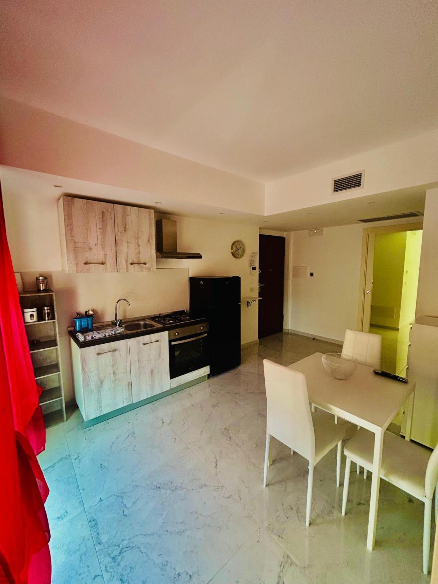 מילאצו Aqua Marine B&B - Rooms And Apartments מראה חיצוני תמונה